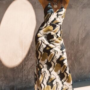 12th Tribe Solmar Olive Abstract Maxi Dress Size MM